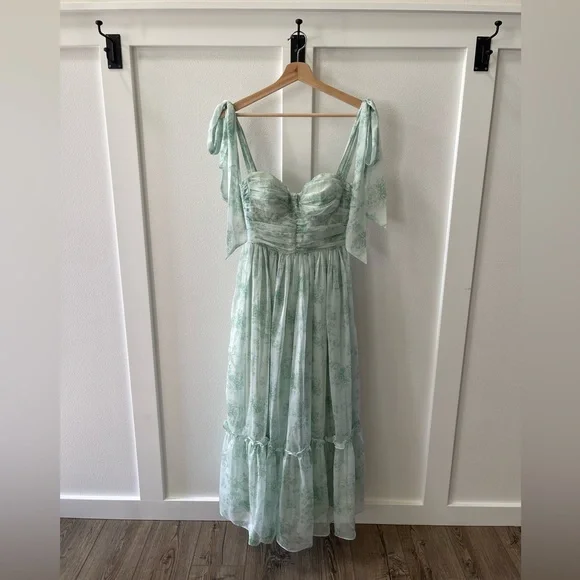 MABLE Light Green Floral Maxi Dress - Picture 3 of 11
